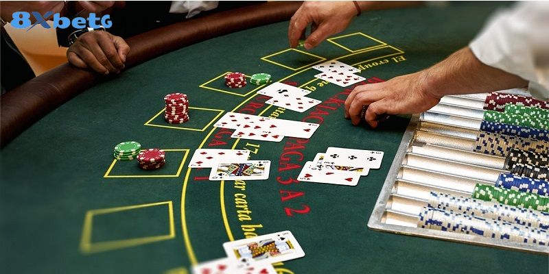 Luật chơi và các quy tắc chung trong poker 8xbet