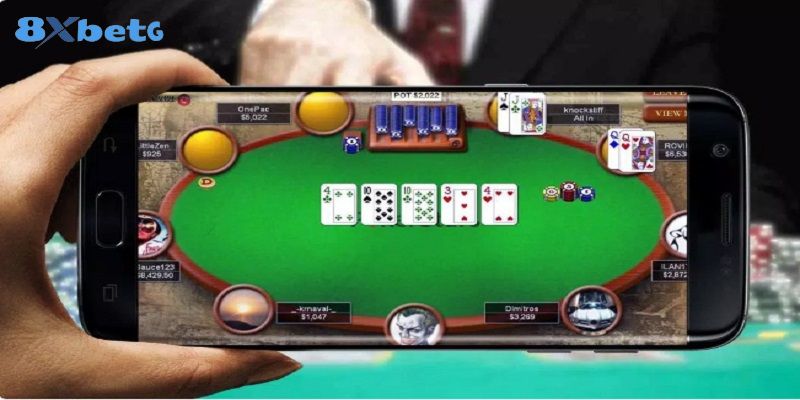 Một ván poker tại 8xbet diễn ra như thế nào?